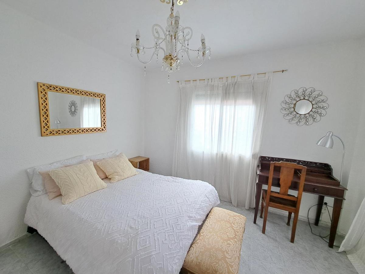 Apartamento Acogedor Con Wifi Valencia Kültér fotó