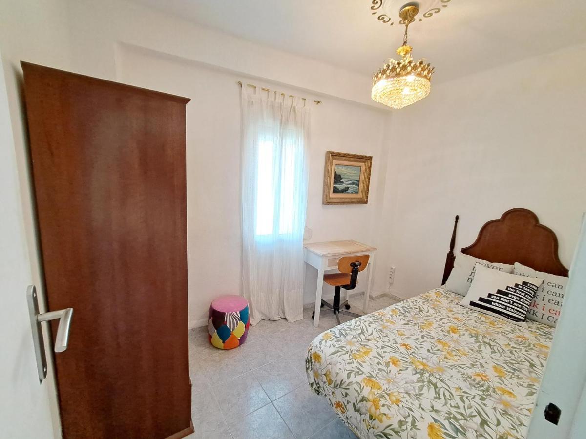 Apartamento Acogedor Con Wifi Valencia Kültér fotó