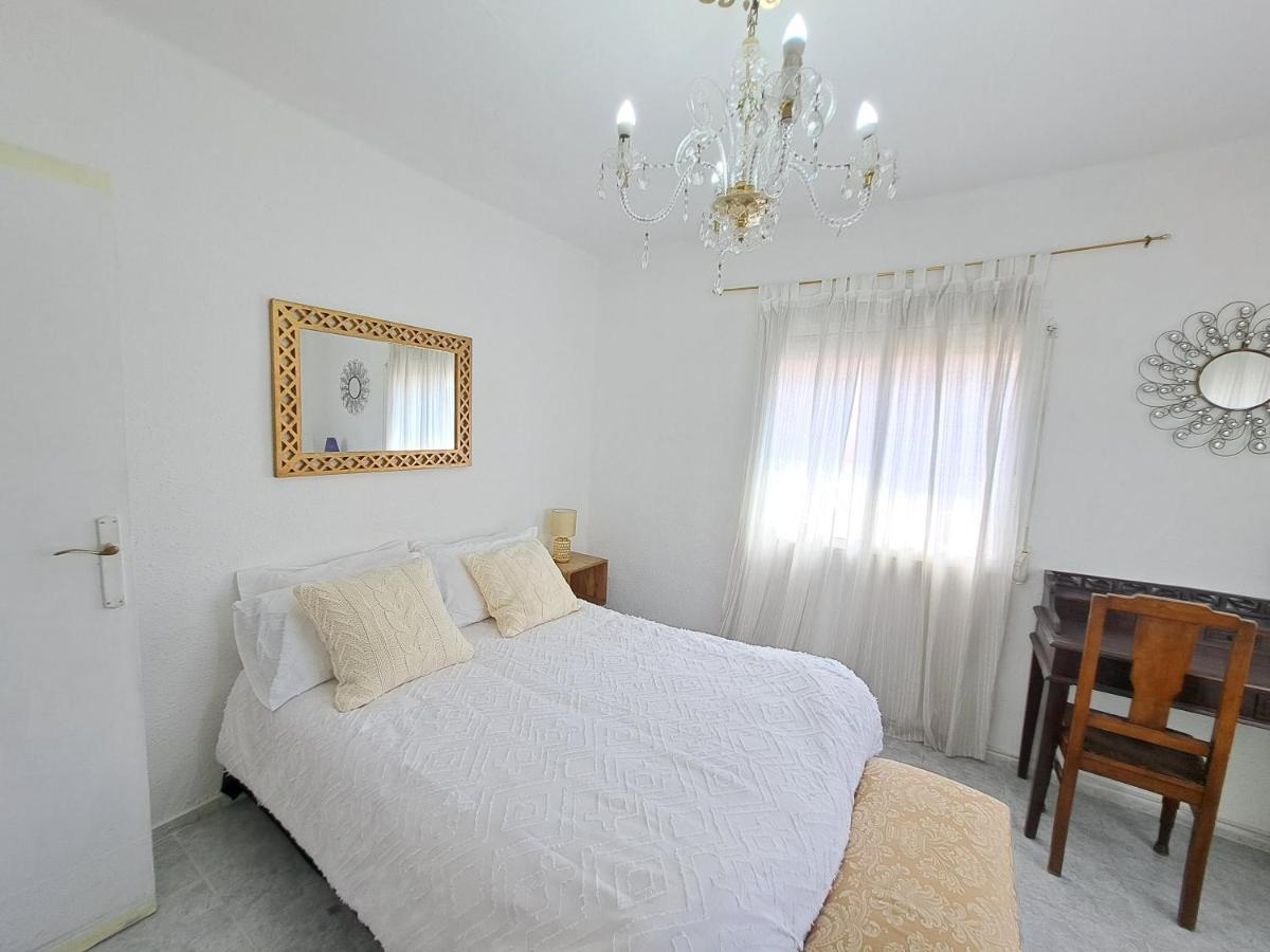 Apartamento Acogedor Con Wifi Valencia Kültér fotó