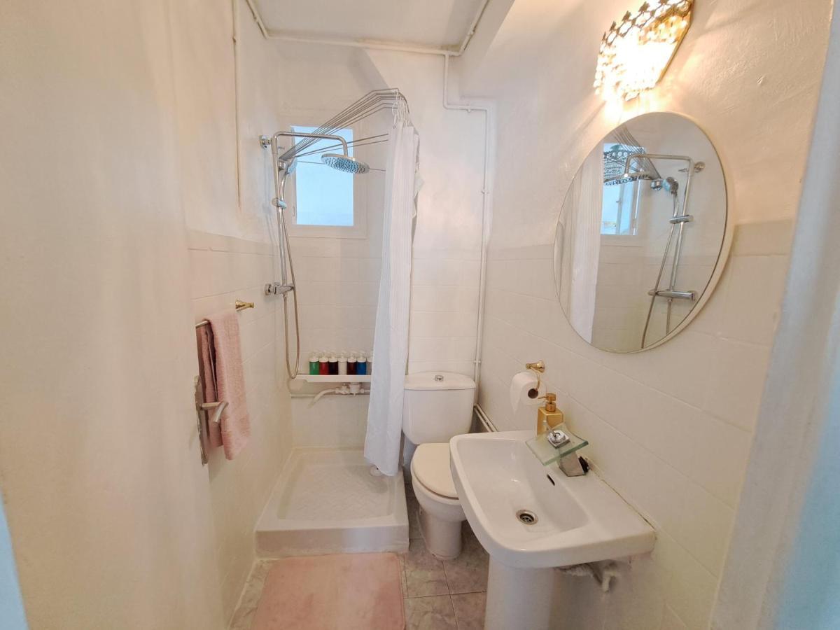 Apartamento Acogedor Con Wifi Valencia Kültér fotó