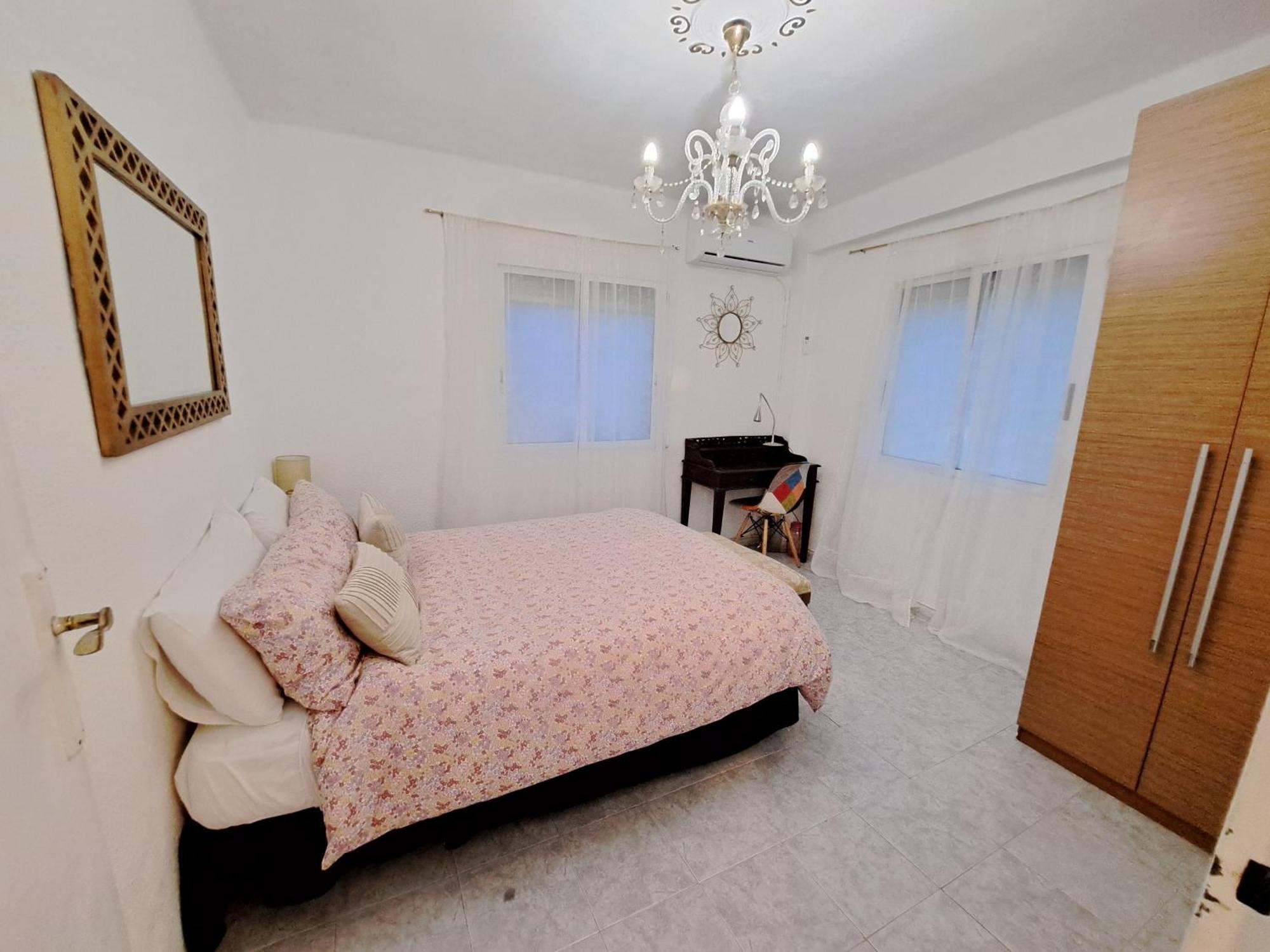 Apartamento Acogedor Con Wifi Valencia Kültér fotó